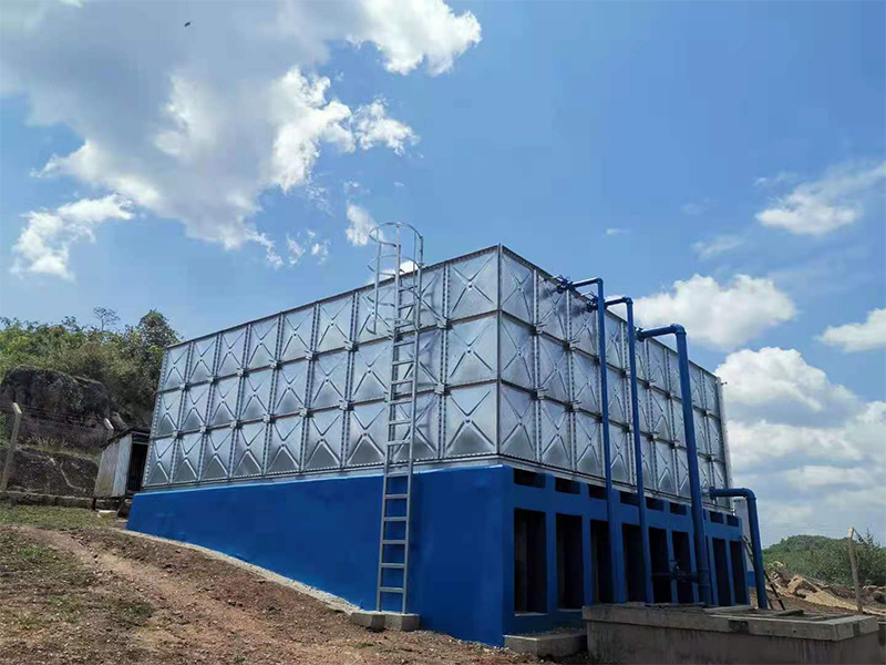 Galvanized steel water tank (1)