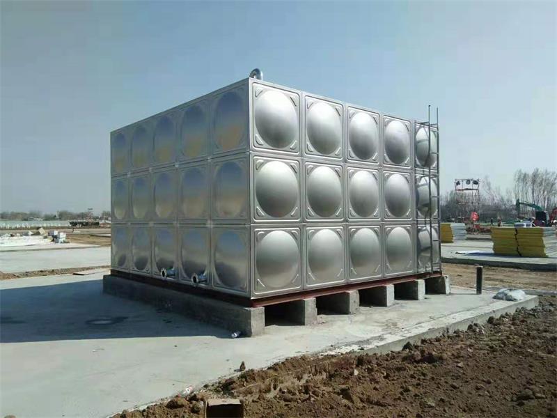Stainless steel water tank (2)